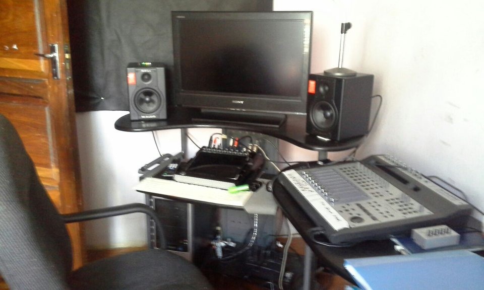 Estudio de Grabacion Mezcla Records