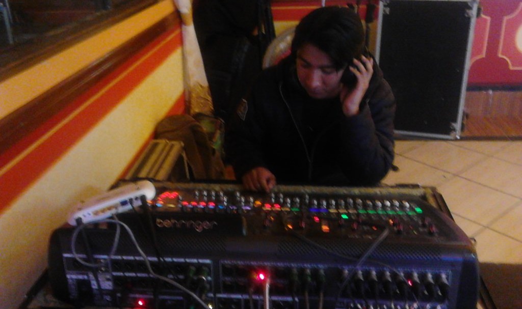 Behringer X32